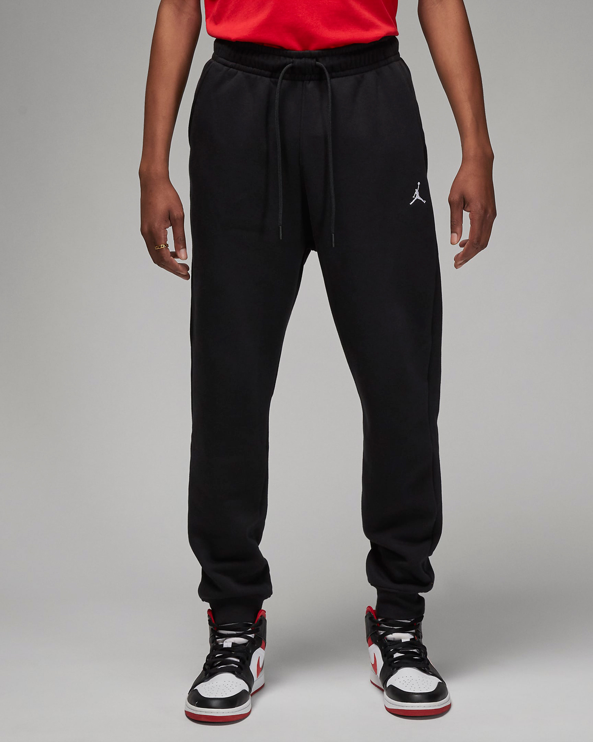 Jordan-Essentials-Fleece-Pants-Black-White-1