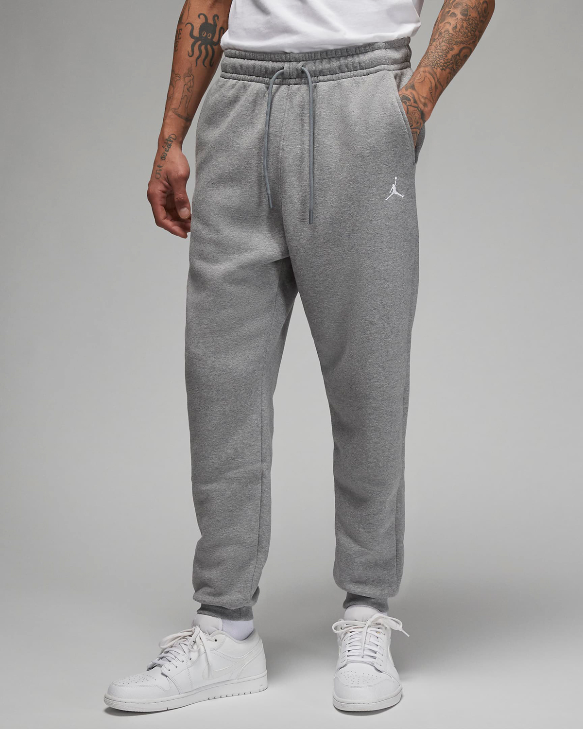 Jordan-Essentials-Fleece-Pants-Grey-Carbon-Heather