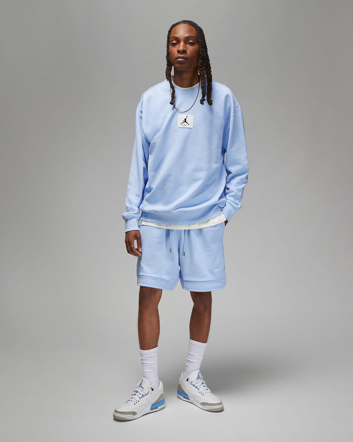 Jordan-Essentials-Sweatshirt-Top-Royal-Tint-Outfit