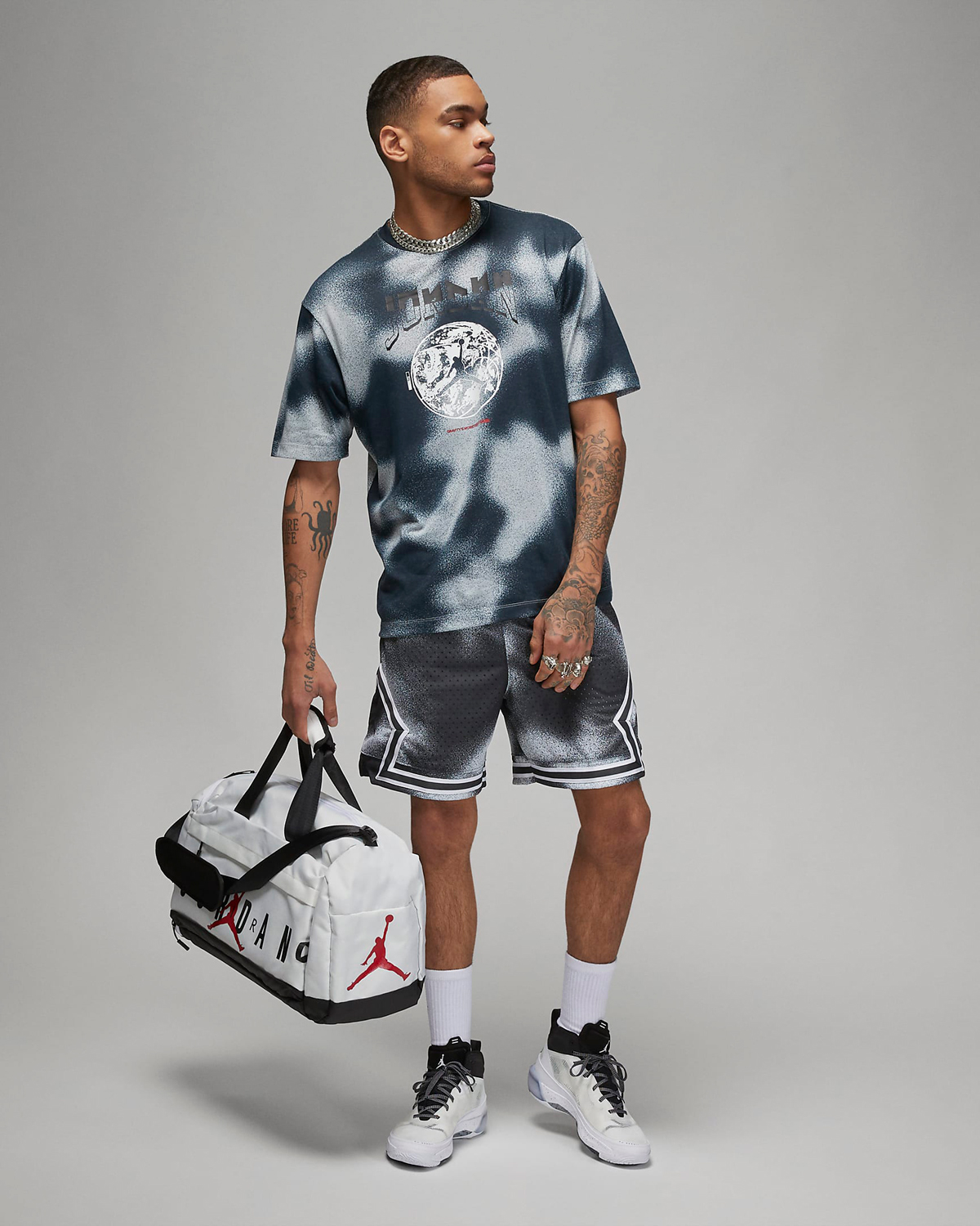 Jordan-Sport-Graphic-T-Shirt-Anthracite-Dark-Smoke-Grey