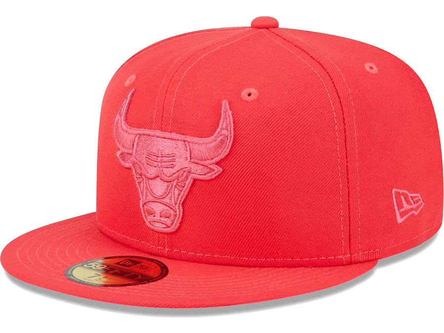 New-Era-Chicago-Bulls-Infrared-Fitted-Hat
