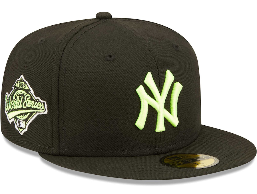 New-Era-New-York-Yankees-Black-Volt-Fitted-Hat