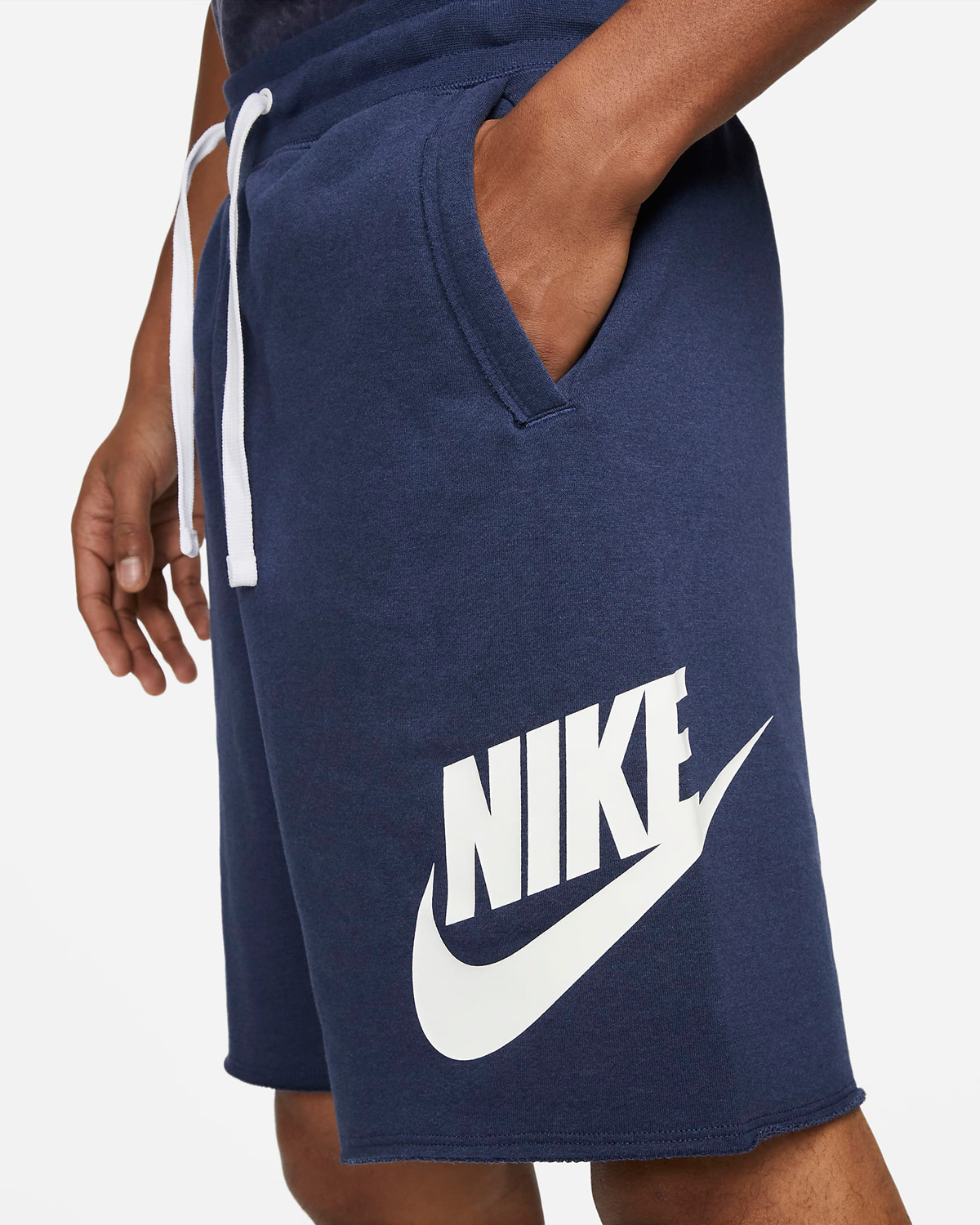 Nike-Club-Alumni-Shorts-Midnight-Navy