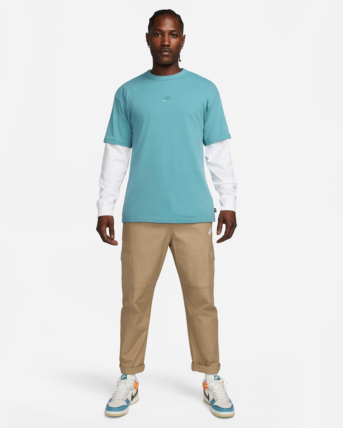 Nike-Sportswear-Premium-Essentials-T-Shirt-Noise-Aqua-Outfit