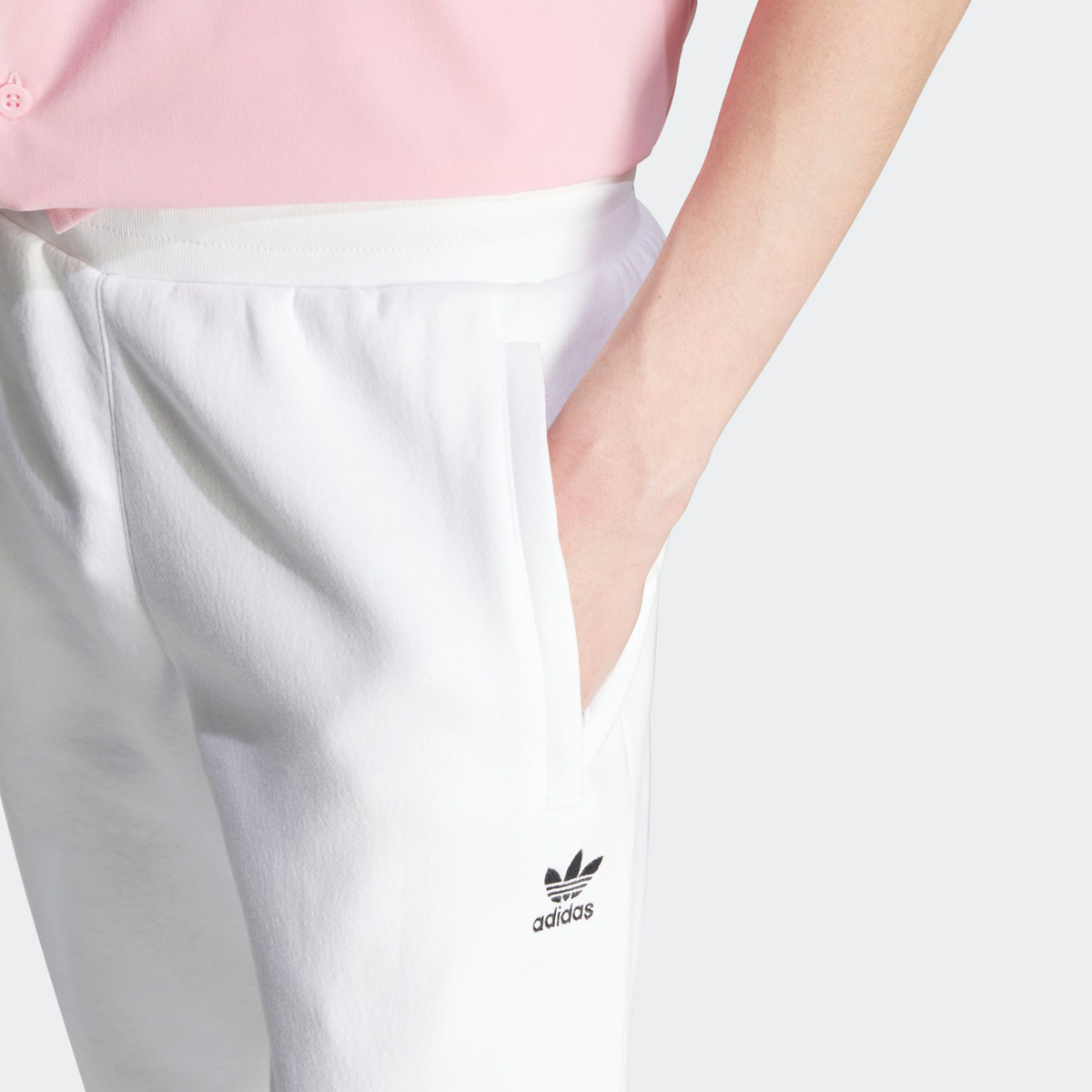 adidas-Trefoil-Essentials-Pants-White-Black-1