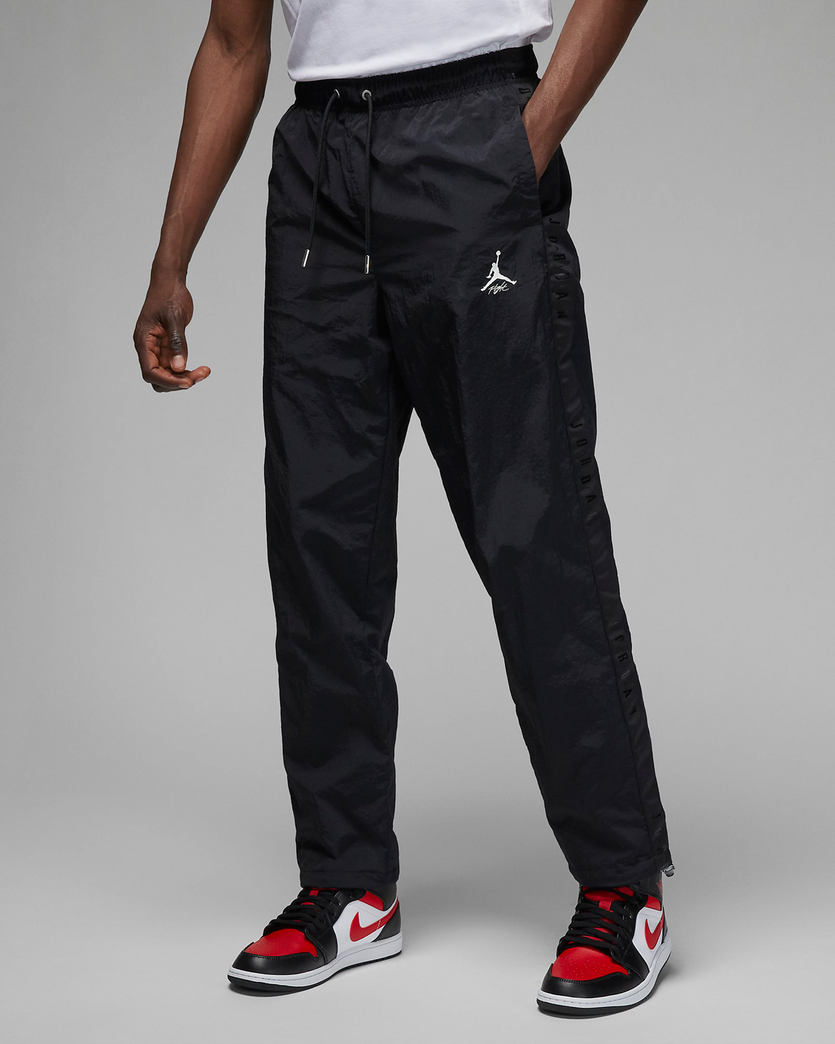 Jordan-Essentials-Warmup-Pants-Black-1