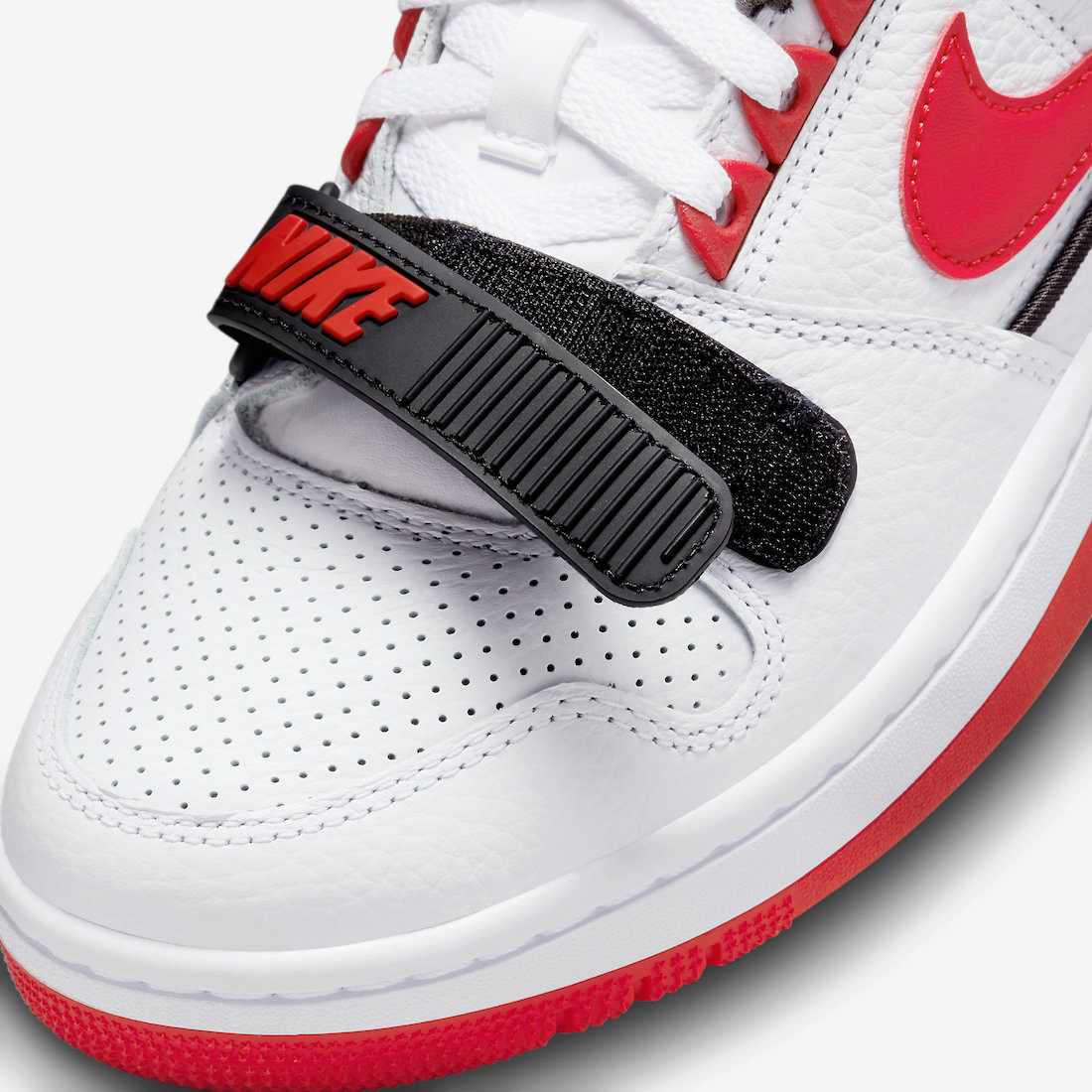 NIke-Air-Alpha-Force-88-Chicago-7