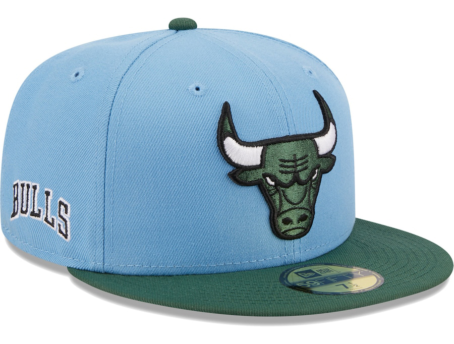 New-Era-Chicago-Bulls-Light-Blue-Green-Two-Tone-59FIFTY-Fitted-Hat-2