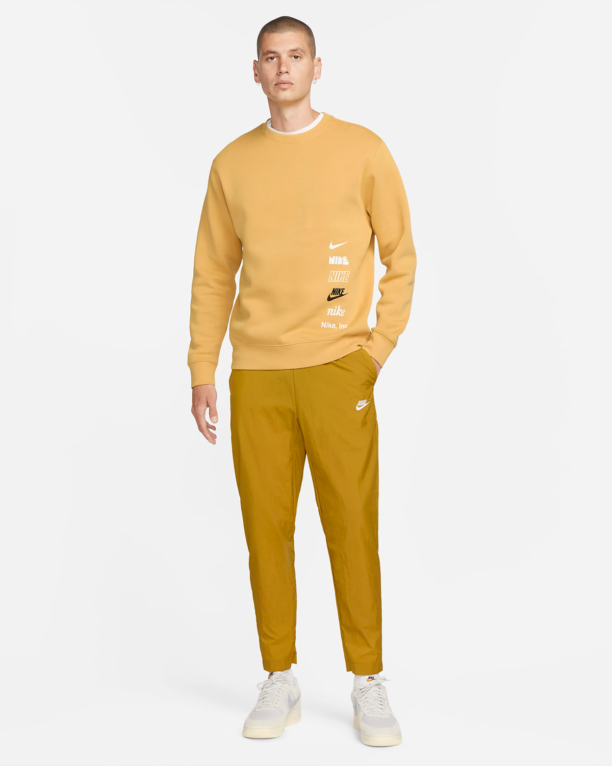 Nike-Club-Lightweight-Woven-Pants-Bronzine-Outfit