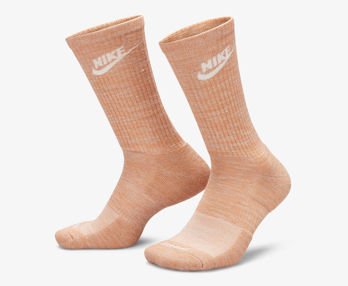 Nike-Everyday-Plus-Crew-Socks-Amber-Brown