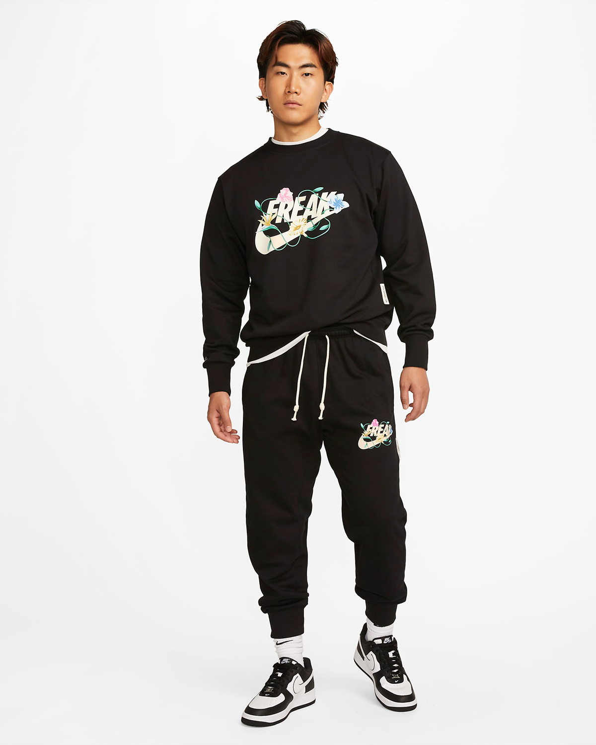 Nike-Giannis-Freak-Standard-Issue-Crew-Sweatshirt-Pants-Black