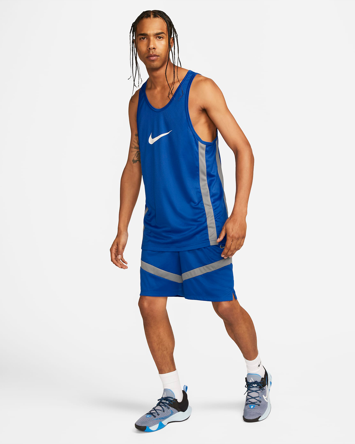 Nike-Icon-Basketball-Shorts-Game-Royal-Cool-Grey-Outfit