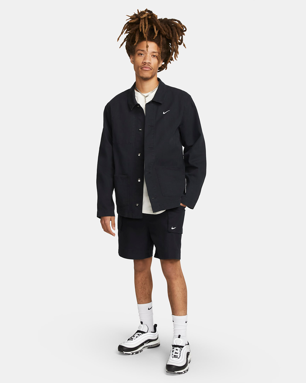 Nike-Life-Woven-Cargo-Shorts-Black-Outfit