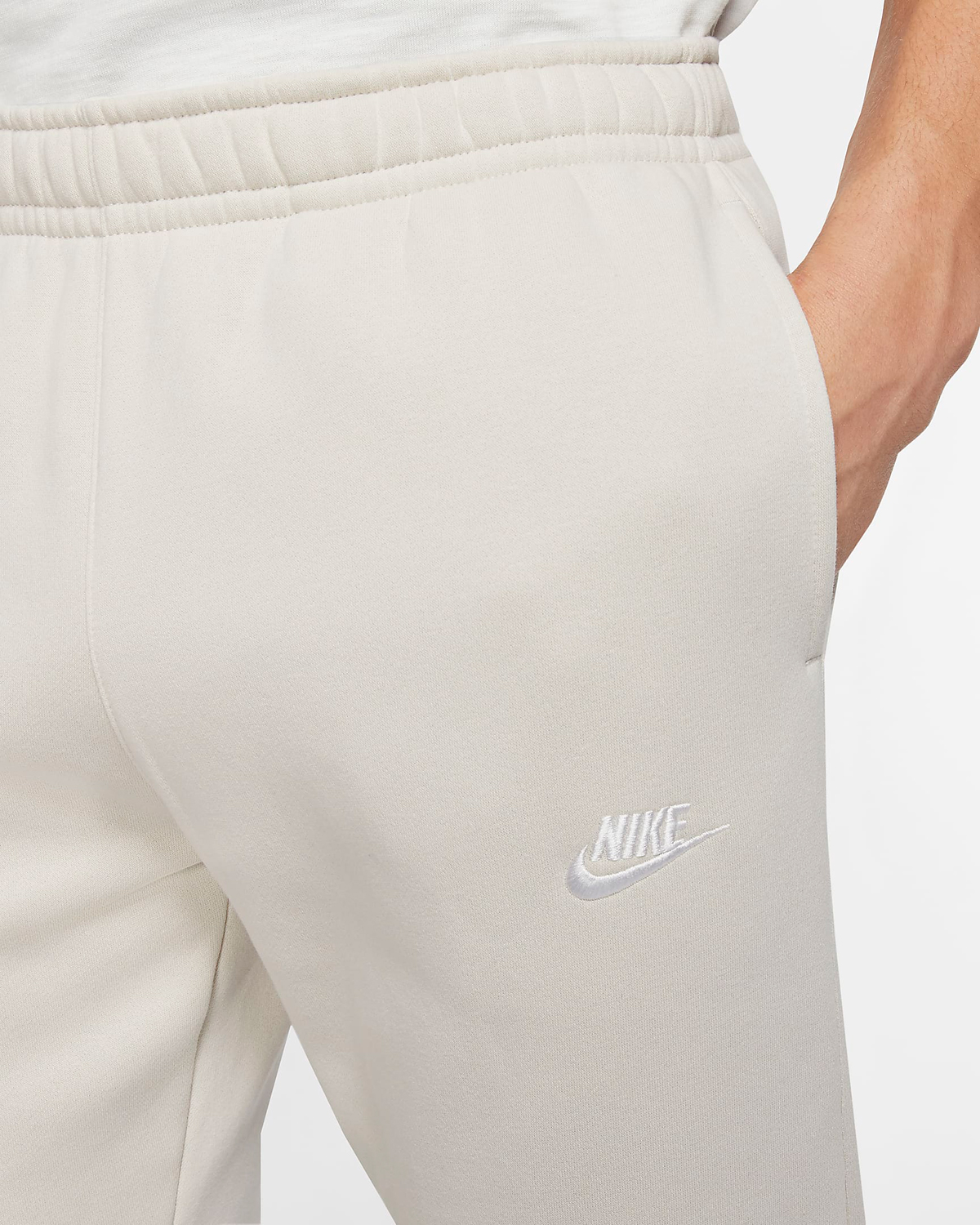 Nike-Sportswear-Club-Fleece-Joggers-Light-Bone-2