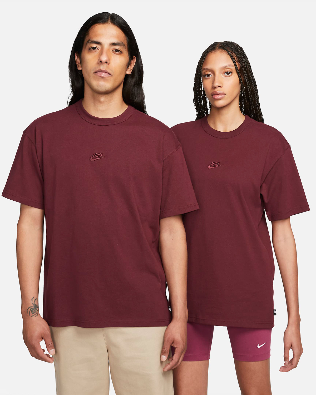 Nike-Sportswear-Premium-Essentials-T-Shirt-Night-Maroon