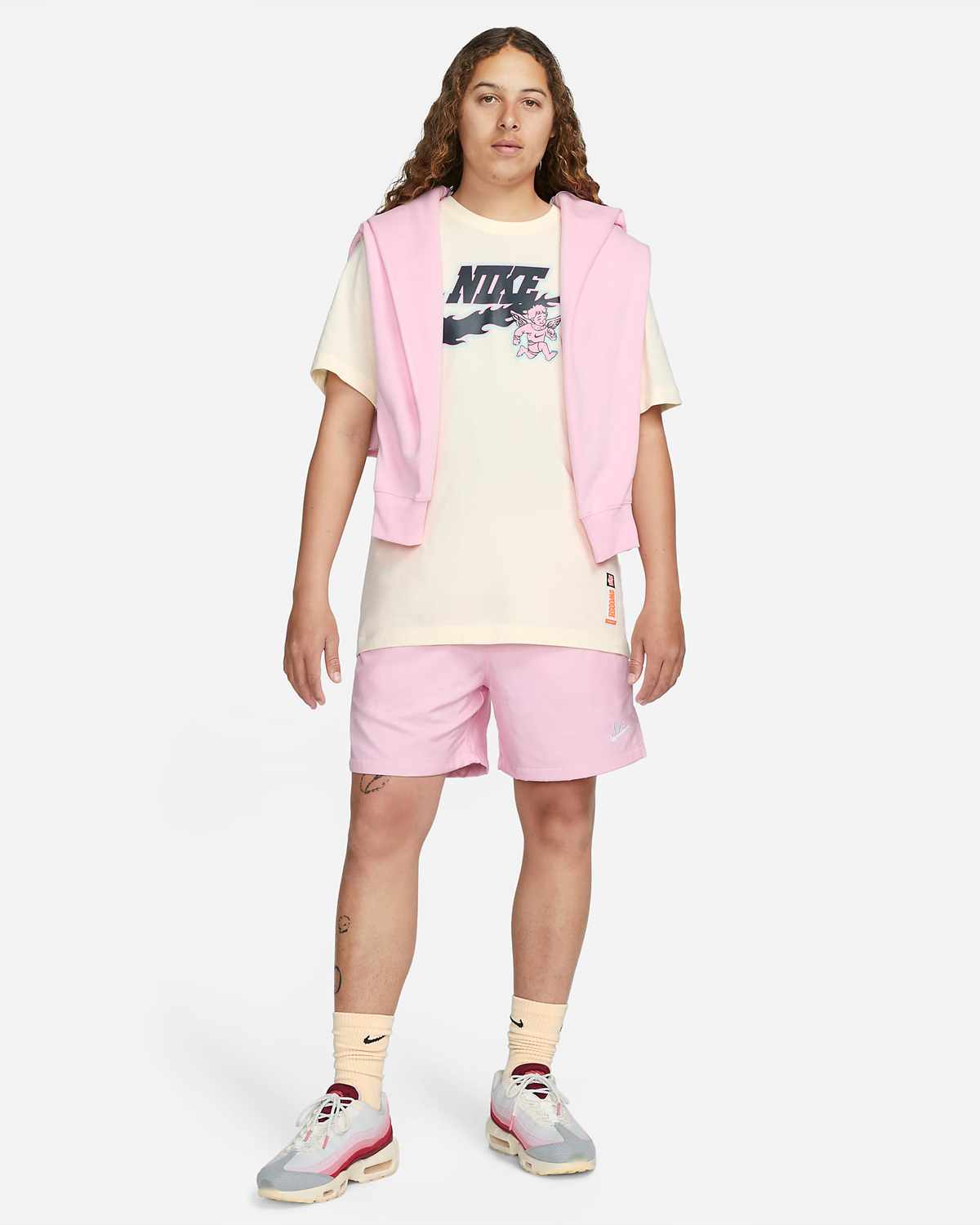 Nike-Sportswear-Shirt-Coconut-Milk-Pink-Outfit