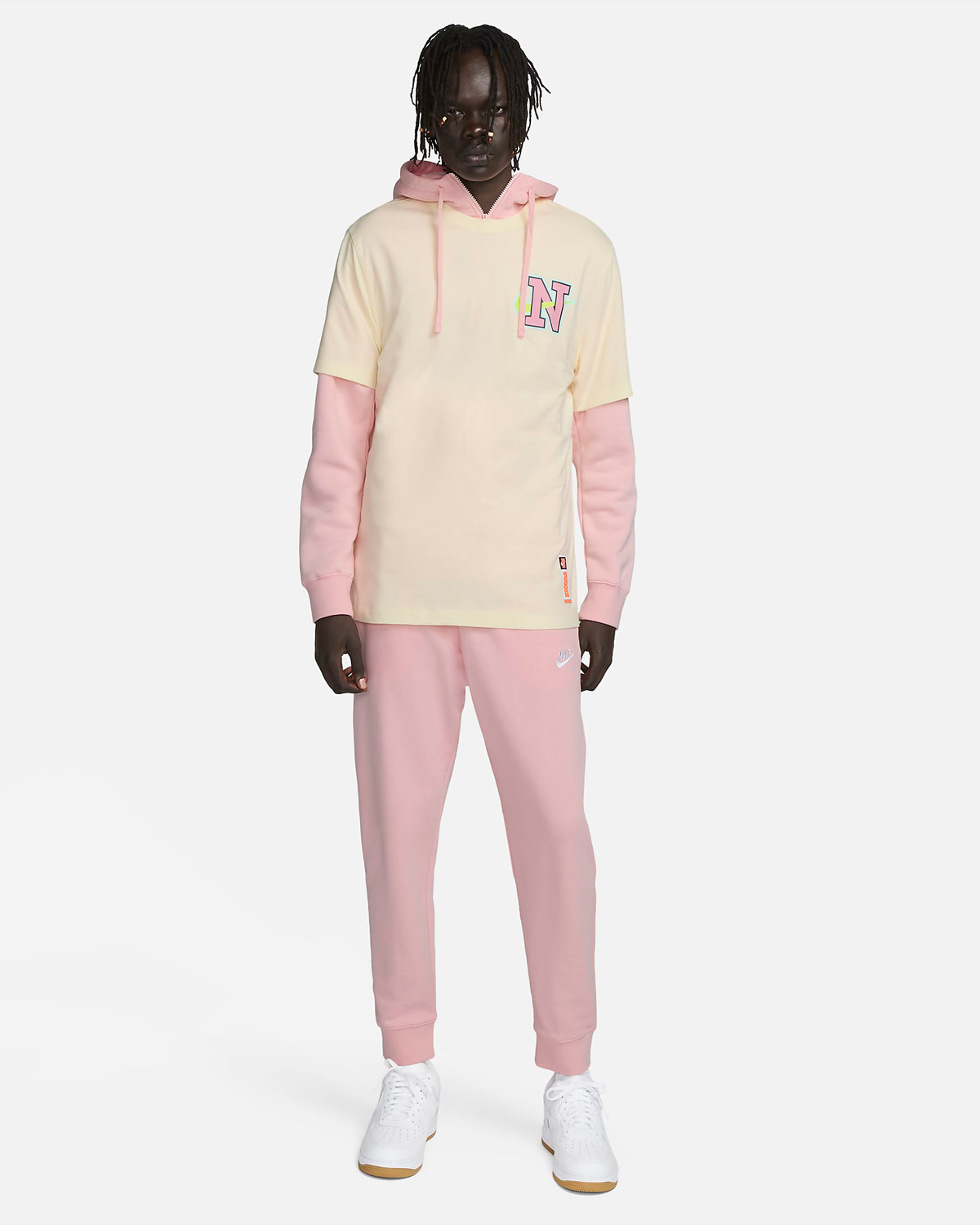 Nike-Sportswear-T-Shirt-Coconut-Milk-Pink-Outfit
