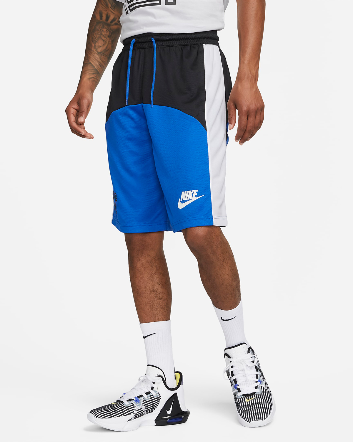 Nike-Starting-5-Basketball-Shorts-Game-Royal-Black-White-1
