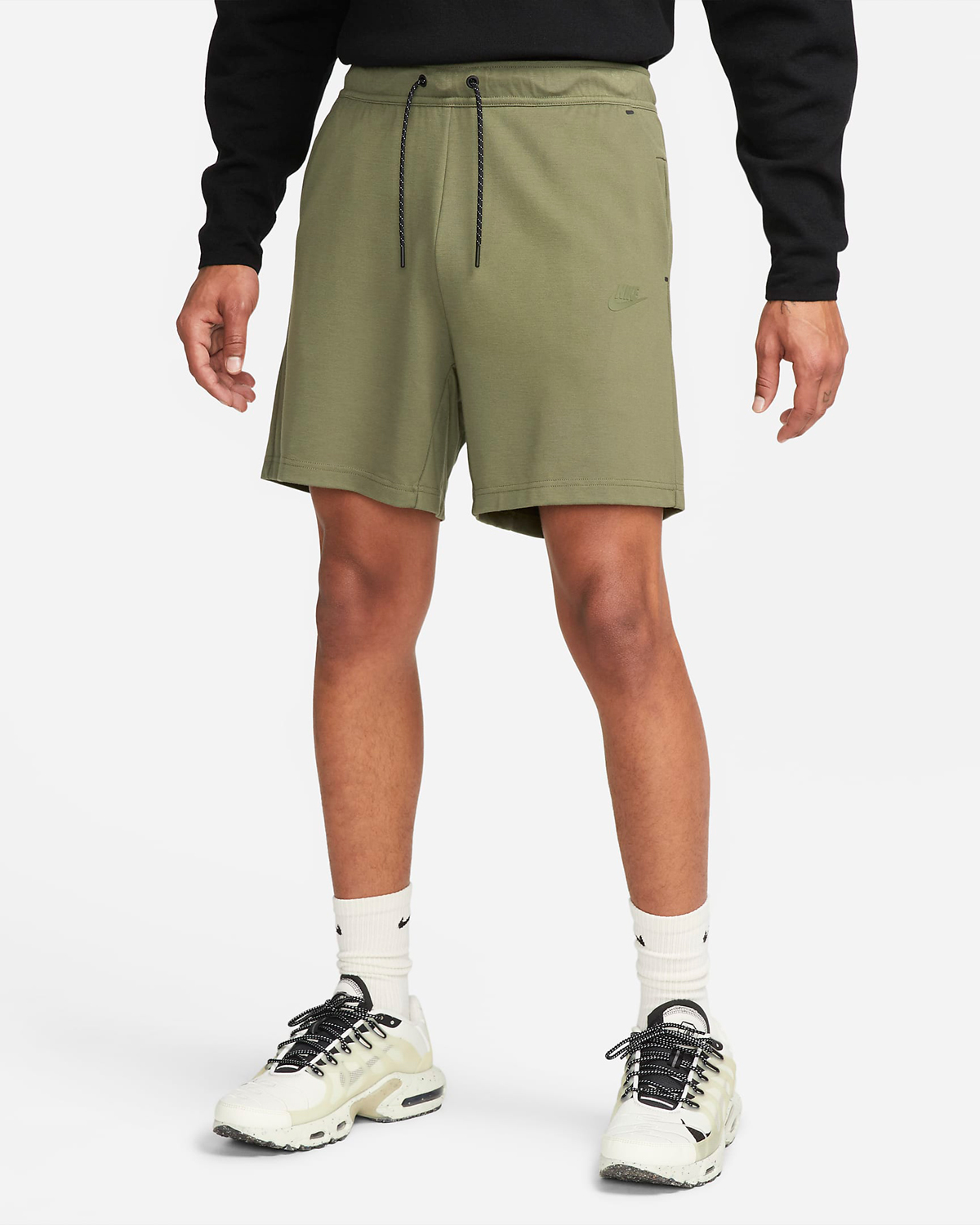 Nike-Tech-Fleece-Lightweight-Shorts-Medium-Olive