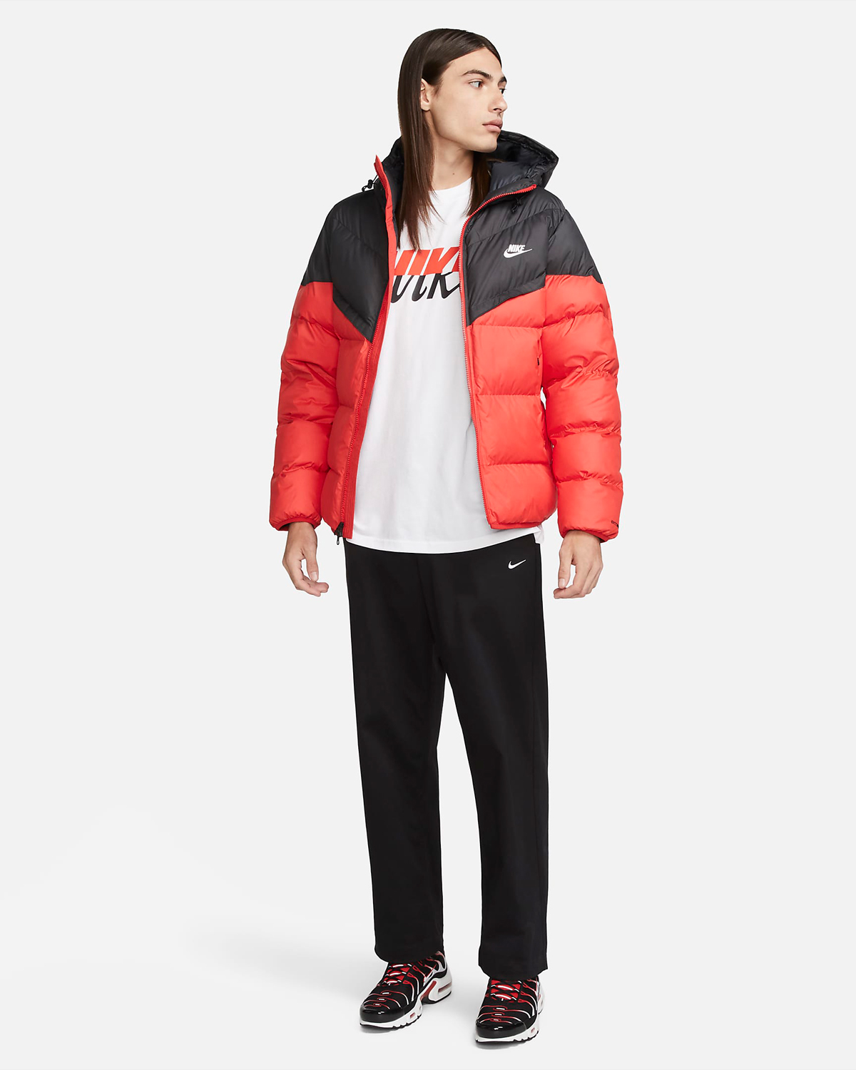 Nike Windrunner Hooded Puffer Jacket University Red Black Outfit