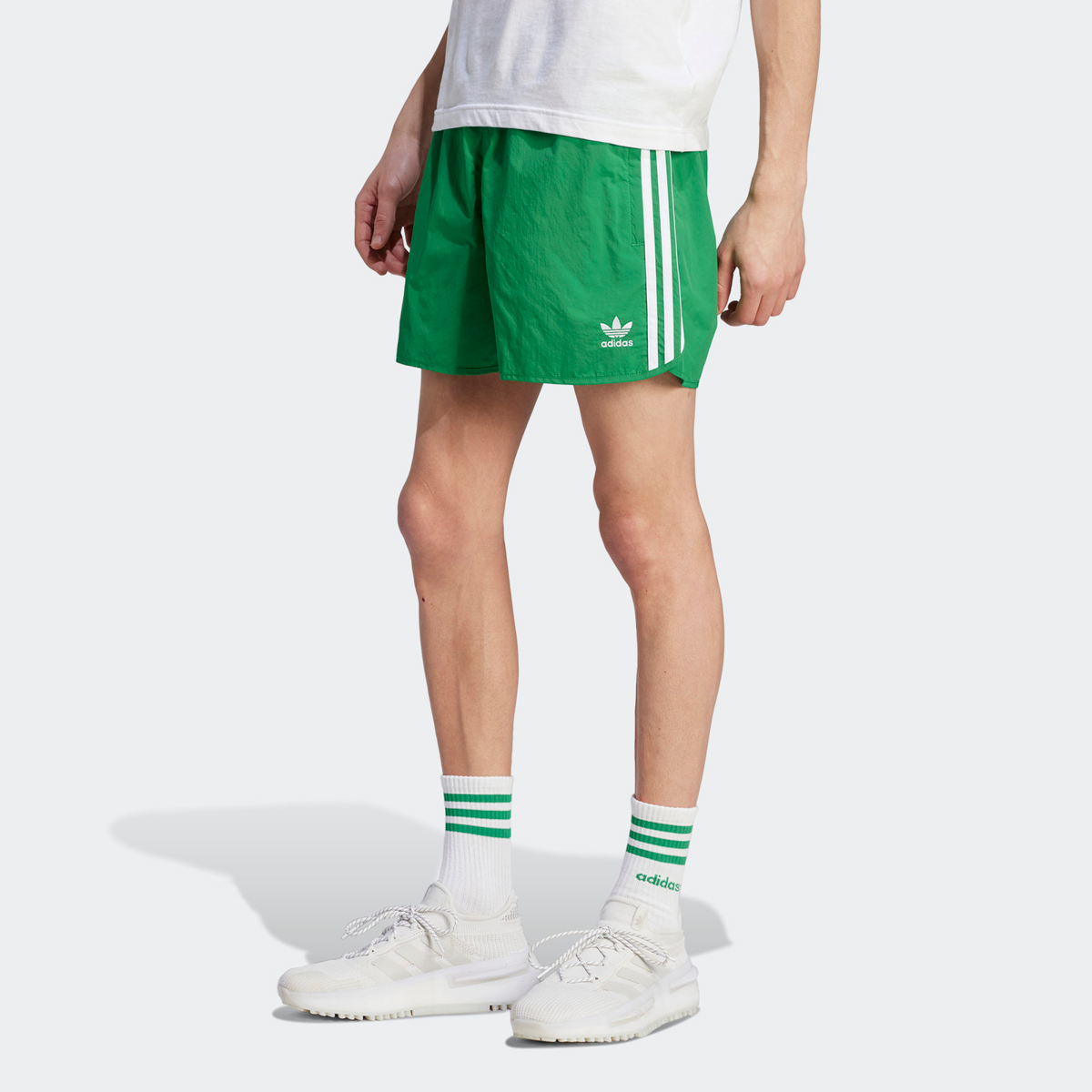 adidas-Adicolor-Classics-3-Stripes-Sprinter-Shorts-Green