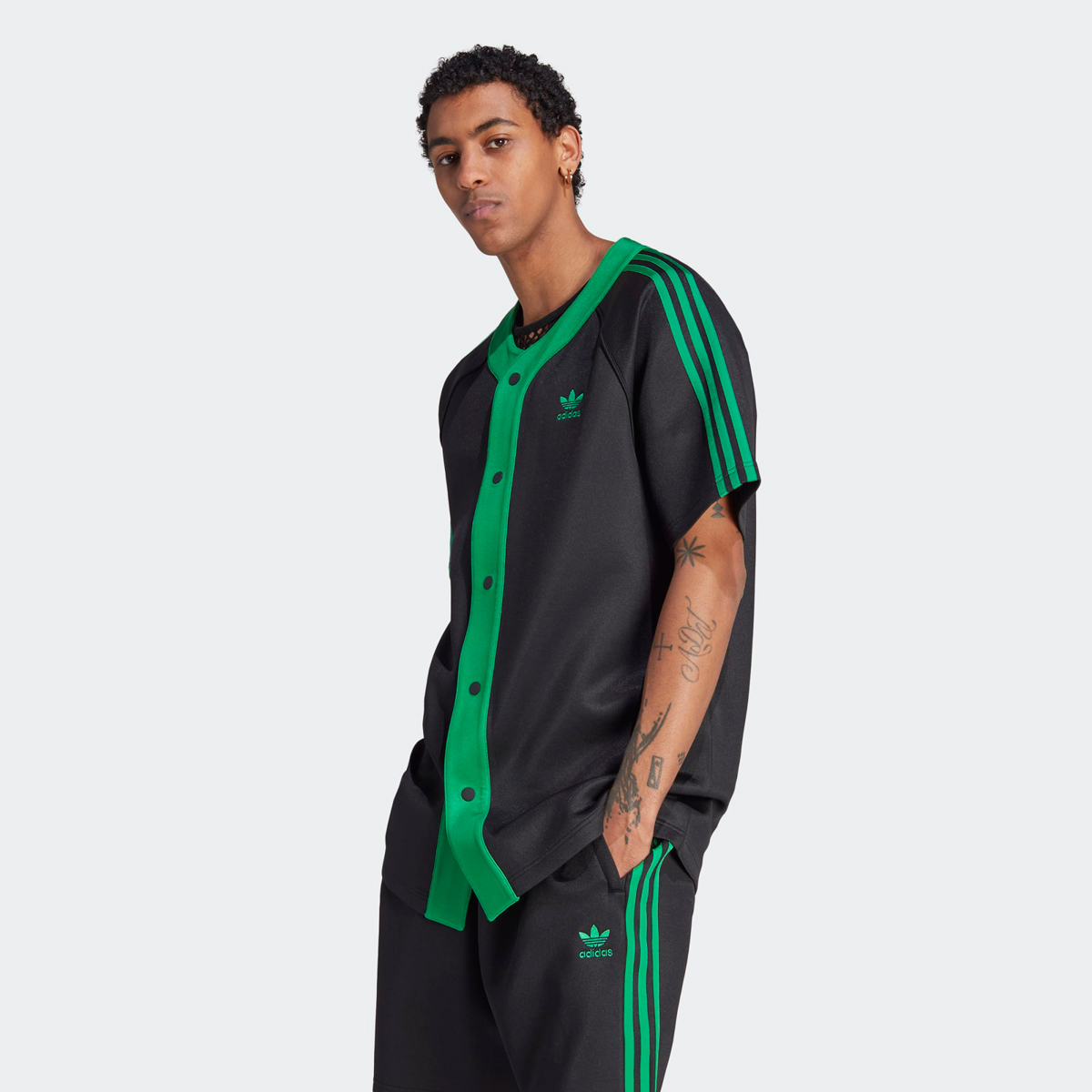 adidas-Adicolor-Classics-Short-Sleeve-Shirt-Black-Green