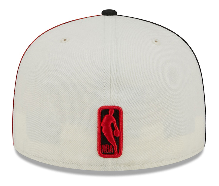 Chicago-Bulls-New-Era-Piped-Pop-Panel-Fitted-Hat-Cream-Black-Red-4