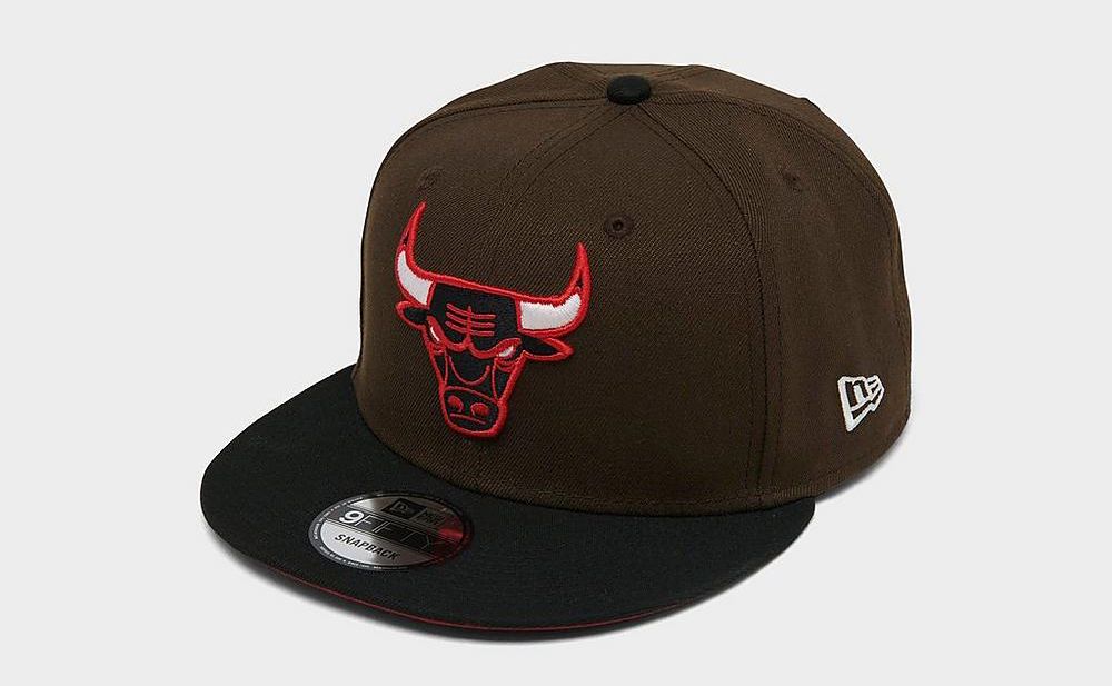 Chicago-Bulls-New-Era-Snapback-Hat-Brown-Black-Red-1