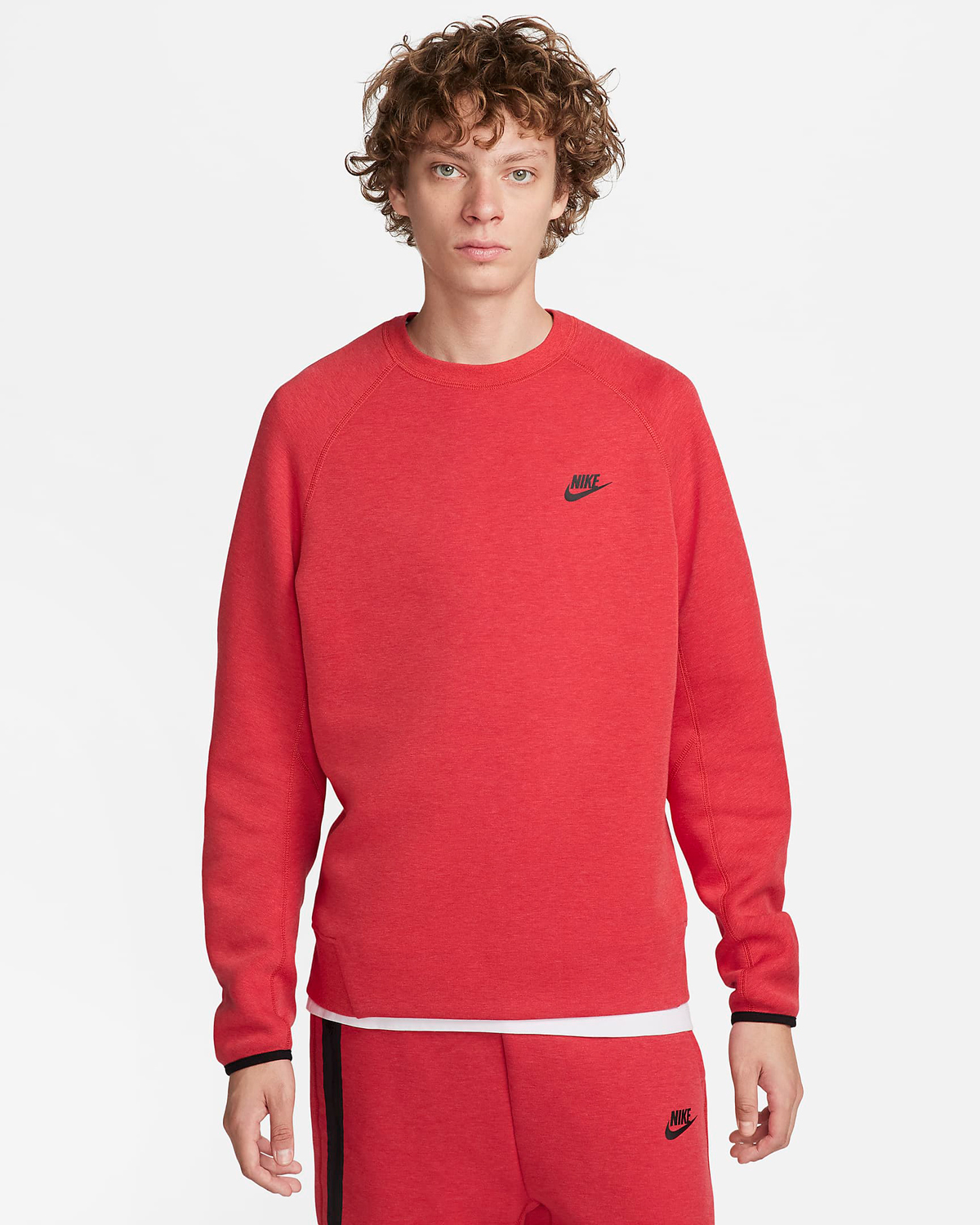 NIke-Tech-Fleece-Sweatshirt-Light-University-Red