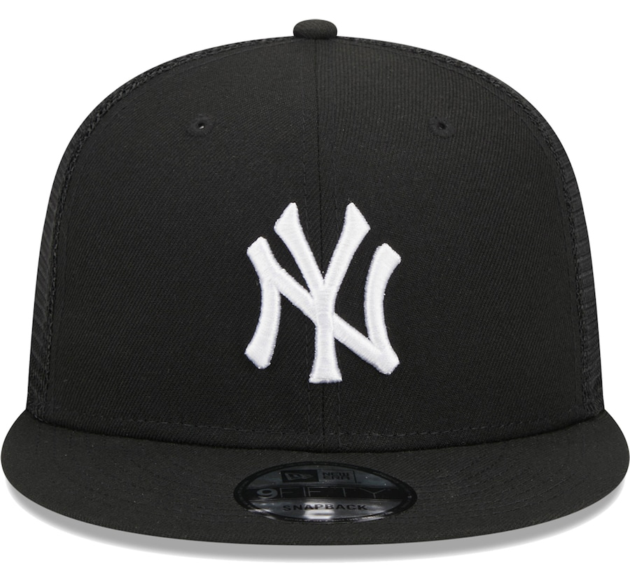 New-York-Yankees-New-Era-Black-Trucker-Snapback-Hat-2