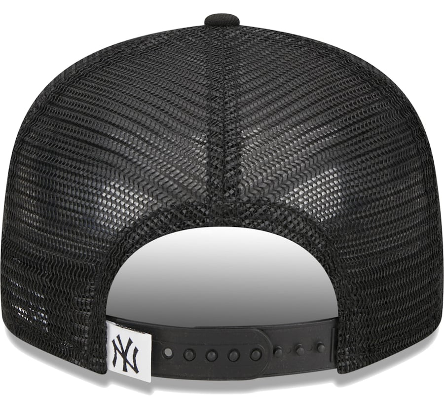 New-York-Yankees-New-Era-Black-Trucker-Snapback-Hat-3