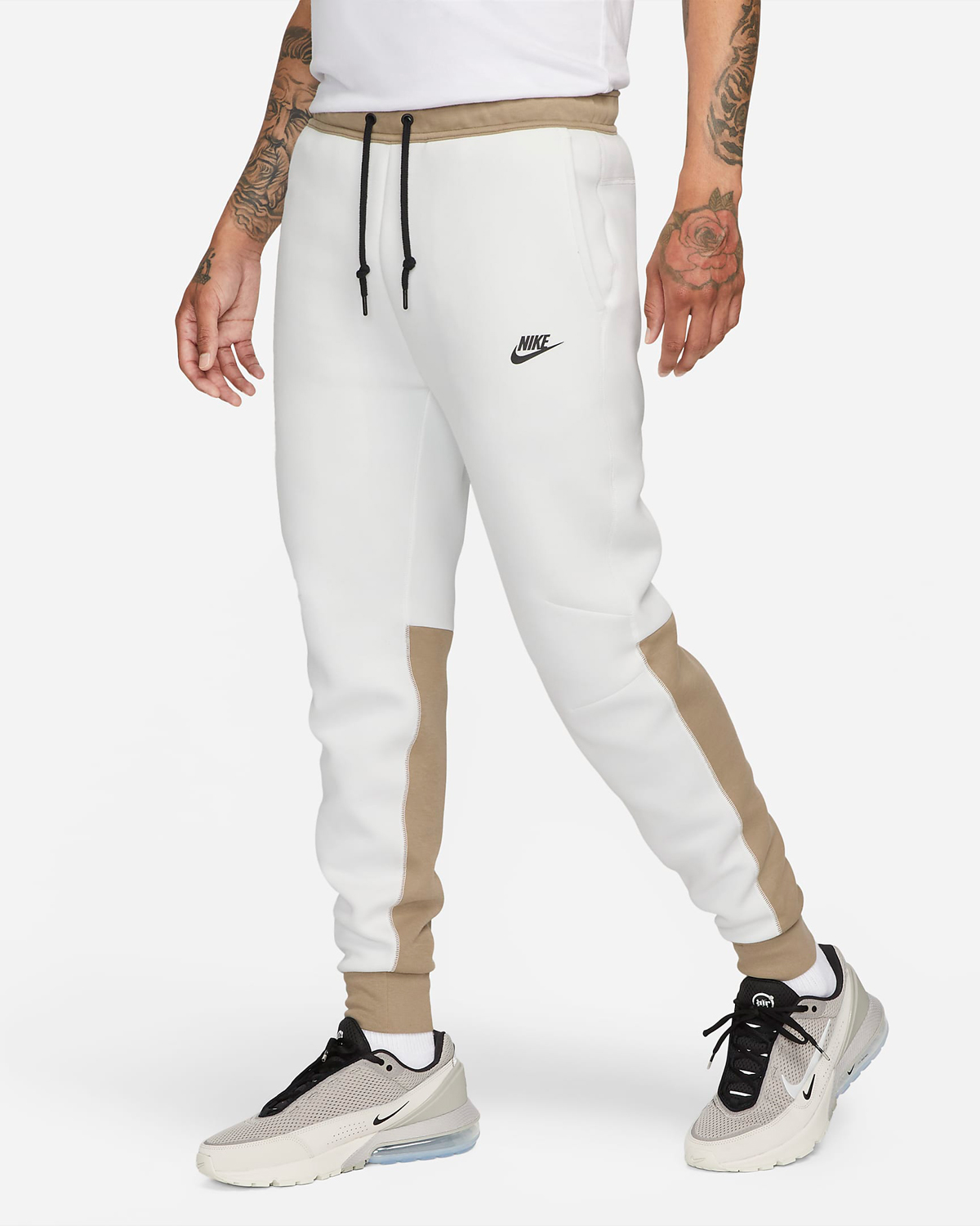 Nike-Tech-Fleece-Joggers-Summit-White-Khaki