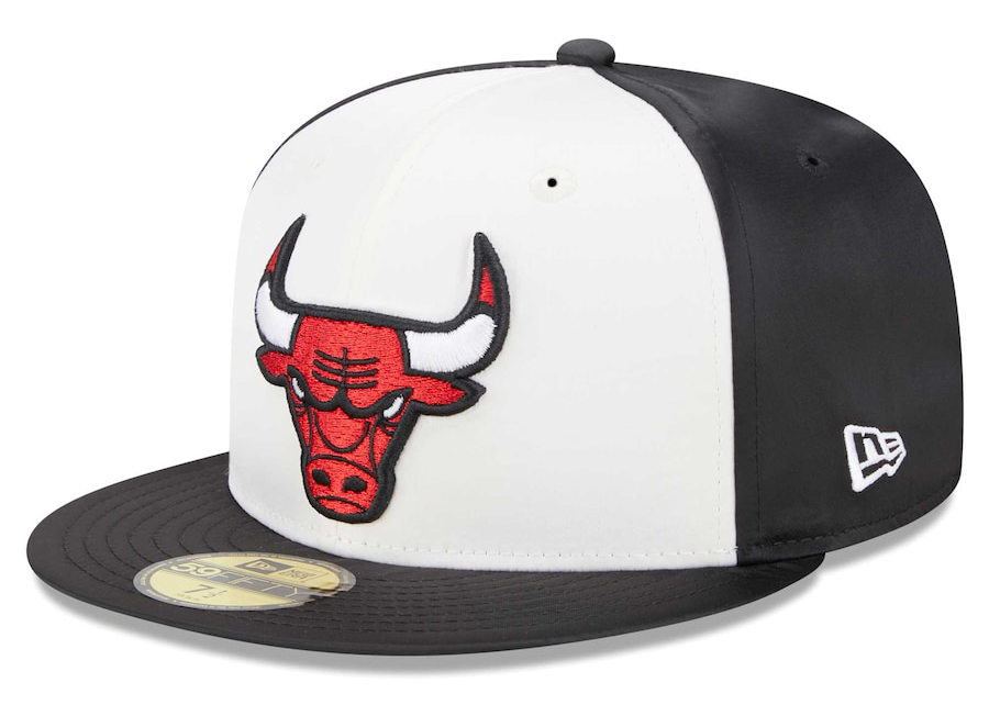 Chicago-Bulls-New-Era-Throwback-Satin-Fitted-Hat-1