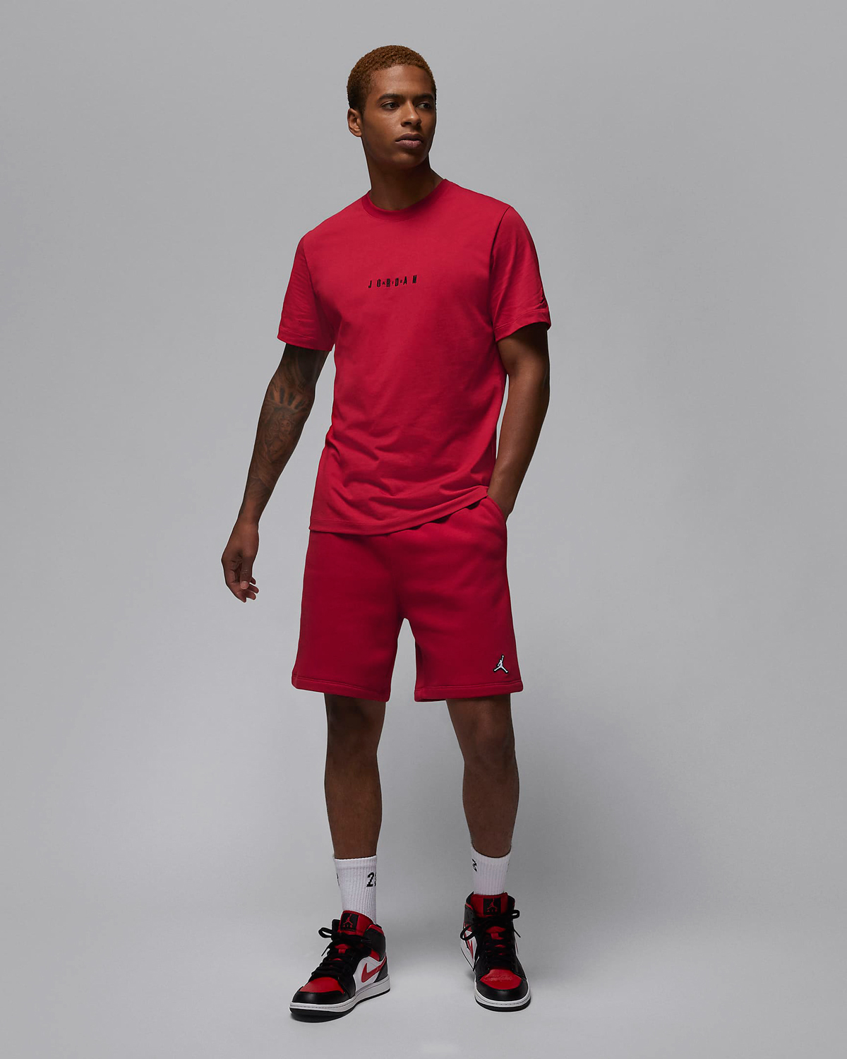Jordan-Air-T-Shirt-Gym-Red-Black-Outfit