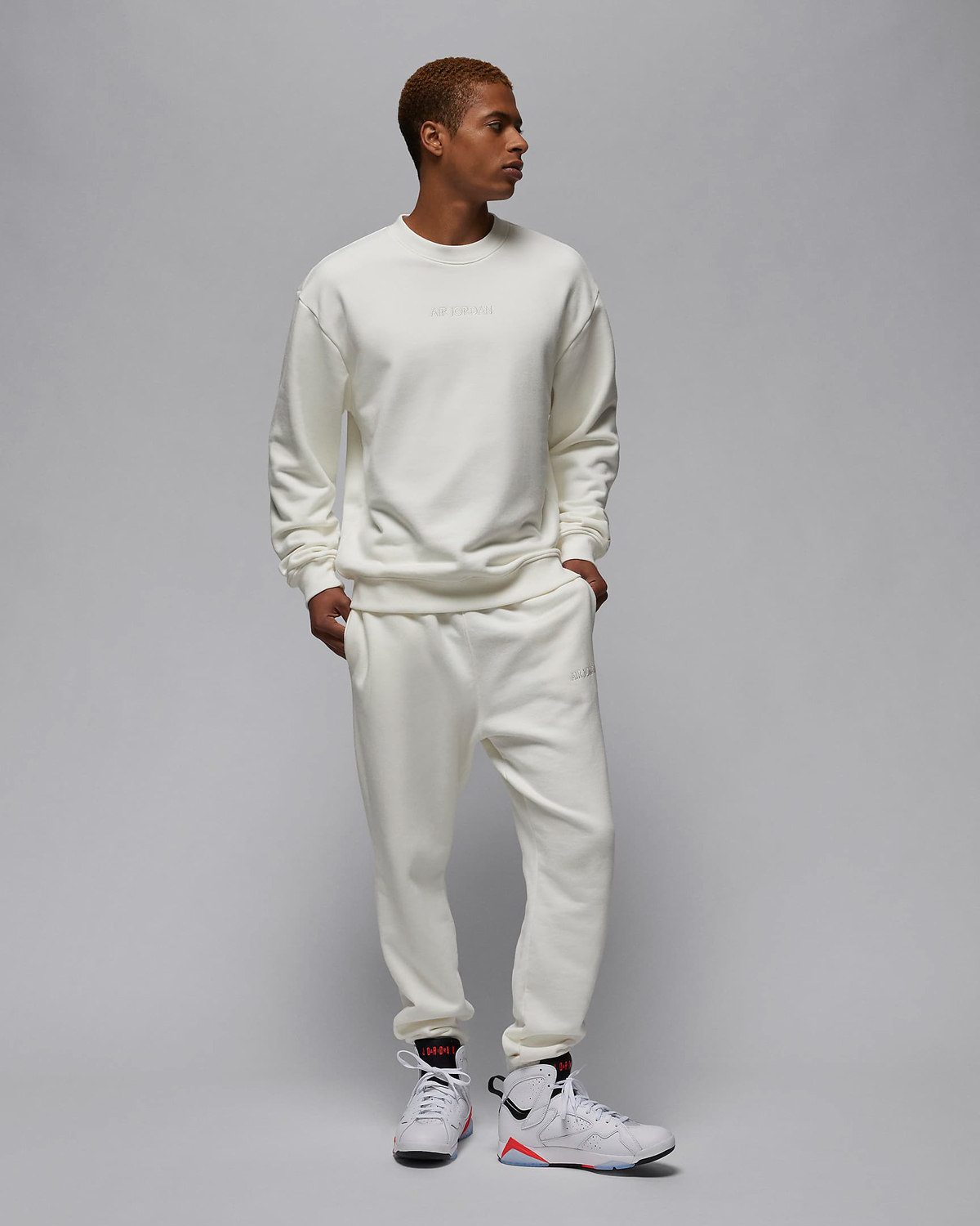Jordan-Wordmark-Fleece-Crew-Sweatshirt-Pants-Sail-Outfit