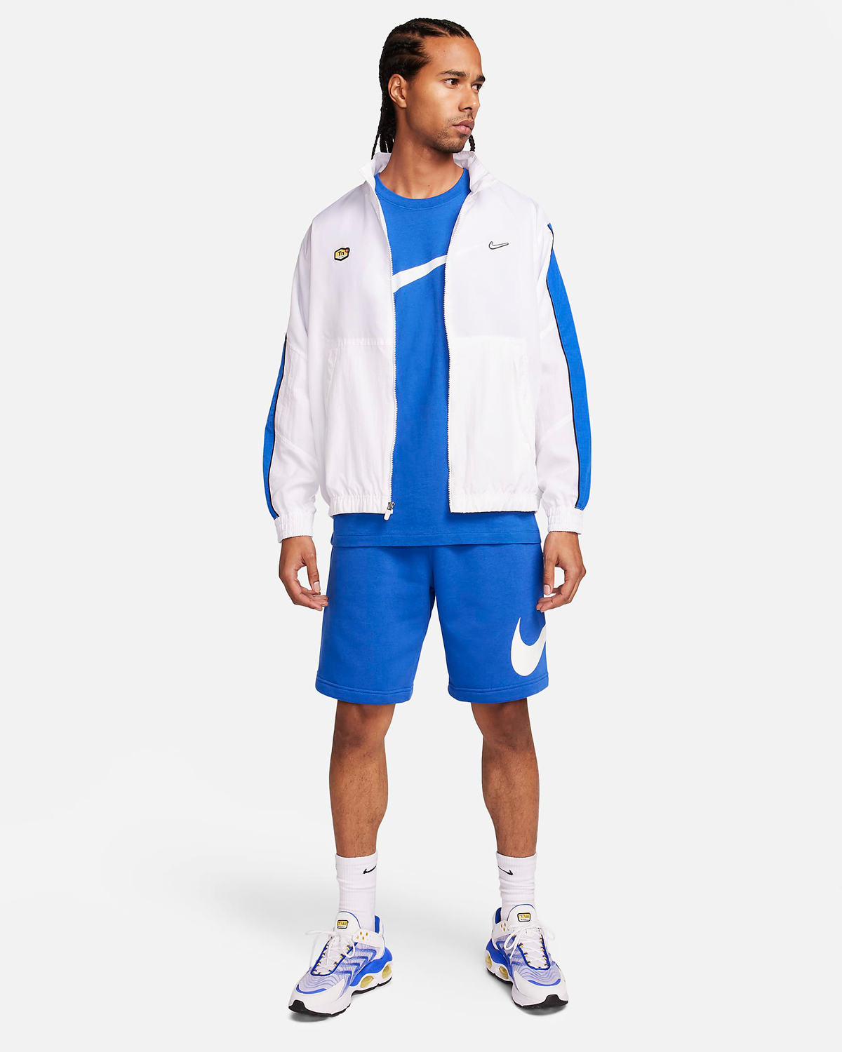 Nike-Sportswear-Club-Fleece-Graphic-Shorts-Game-Royal-Outfit