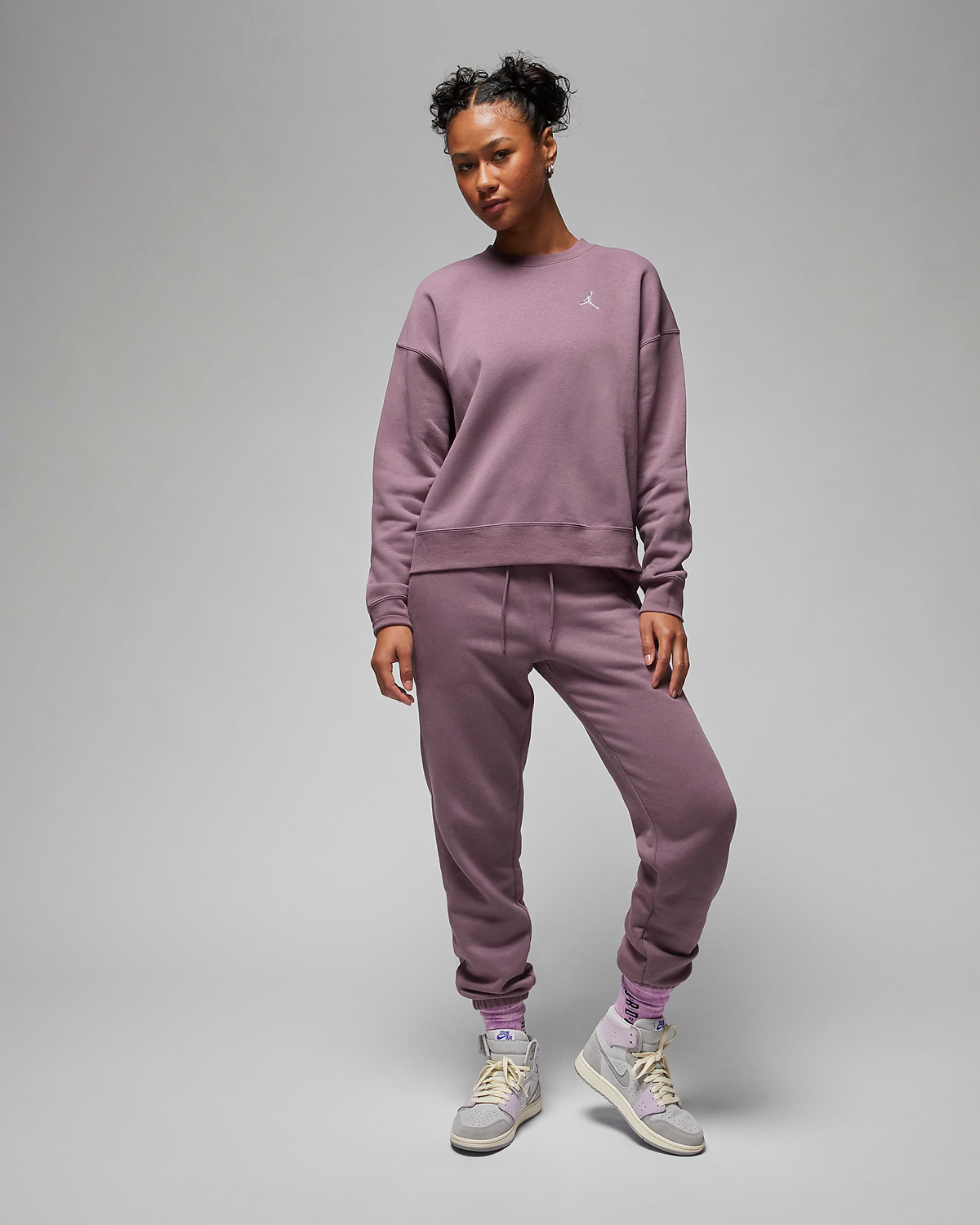 Jordan-Brooklyn-Fleece-Womens-Sweatshirt-Sky-J-Mauve-Outfit