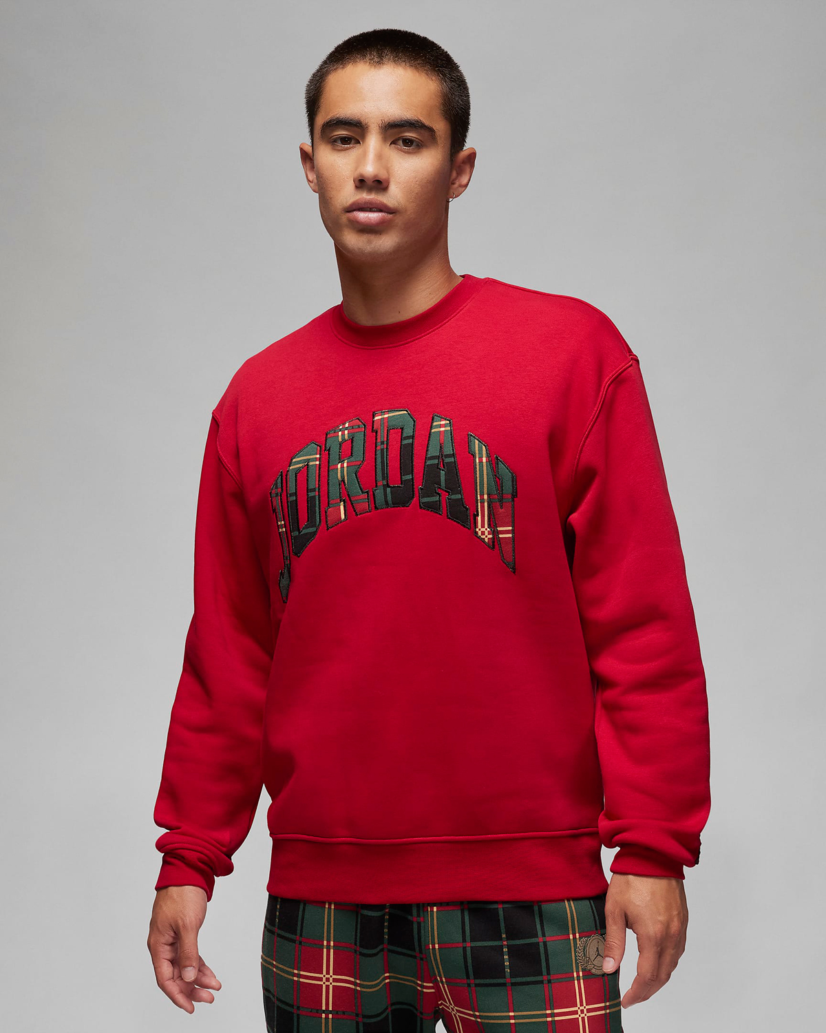 Jordan-Essential-Holiday-2023-Fleece-Crew-Sweatshirt-Gym-Red-1