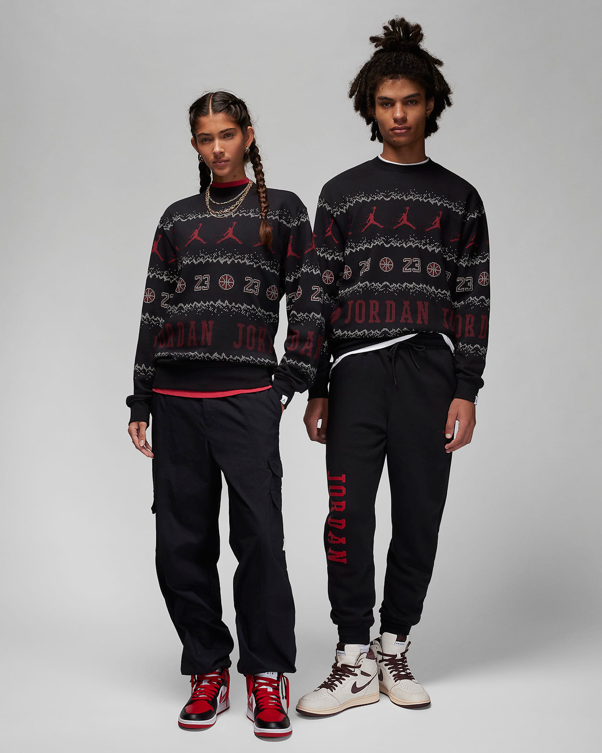Jordan-Essentials-Holiday-2023-Sweatshirt-Black-Gym-Red