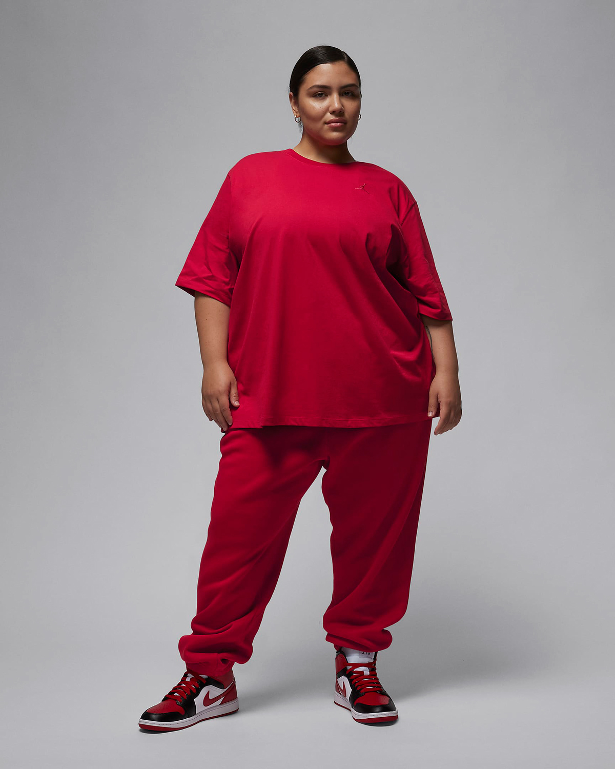 Jordan-Essentials-Womens-Girlfriend-Plus-Size-T-Shirt-Pants-Gym-Red