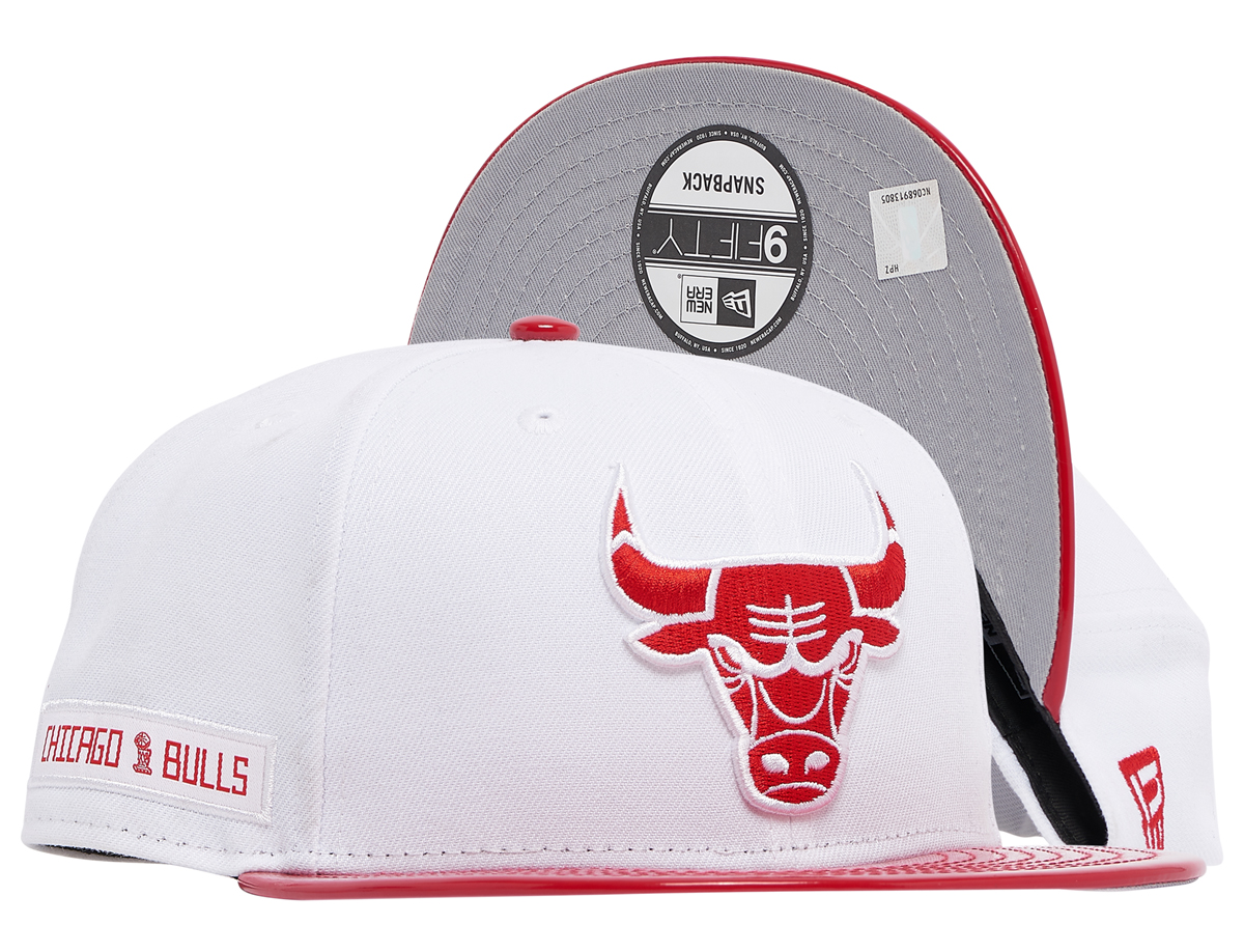 New-Era-Bulls-White-Red-Jordan-Retro-Sneaker-Hook-Hat-1