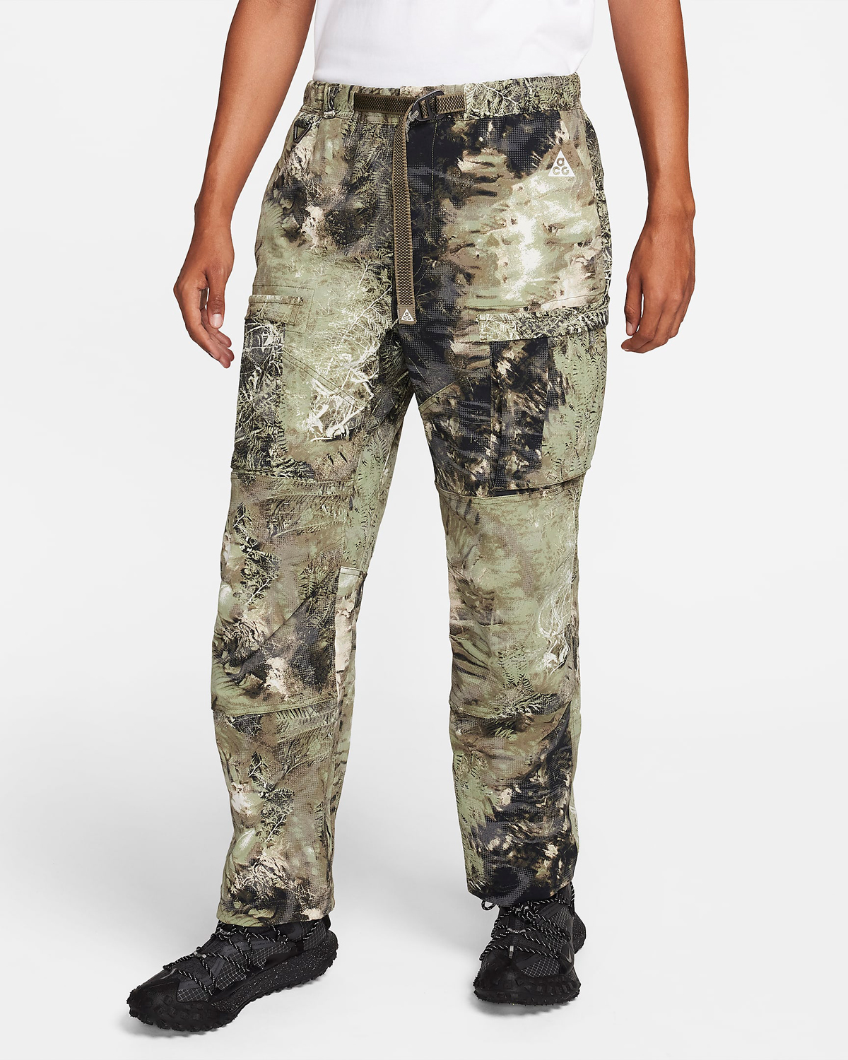 Nike-ACG-Smith-Allover-Print-Cargo-Pants-Medium-Olive