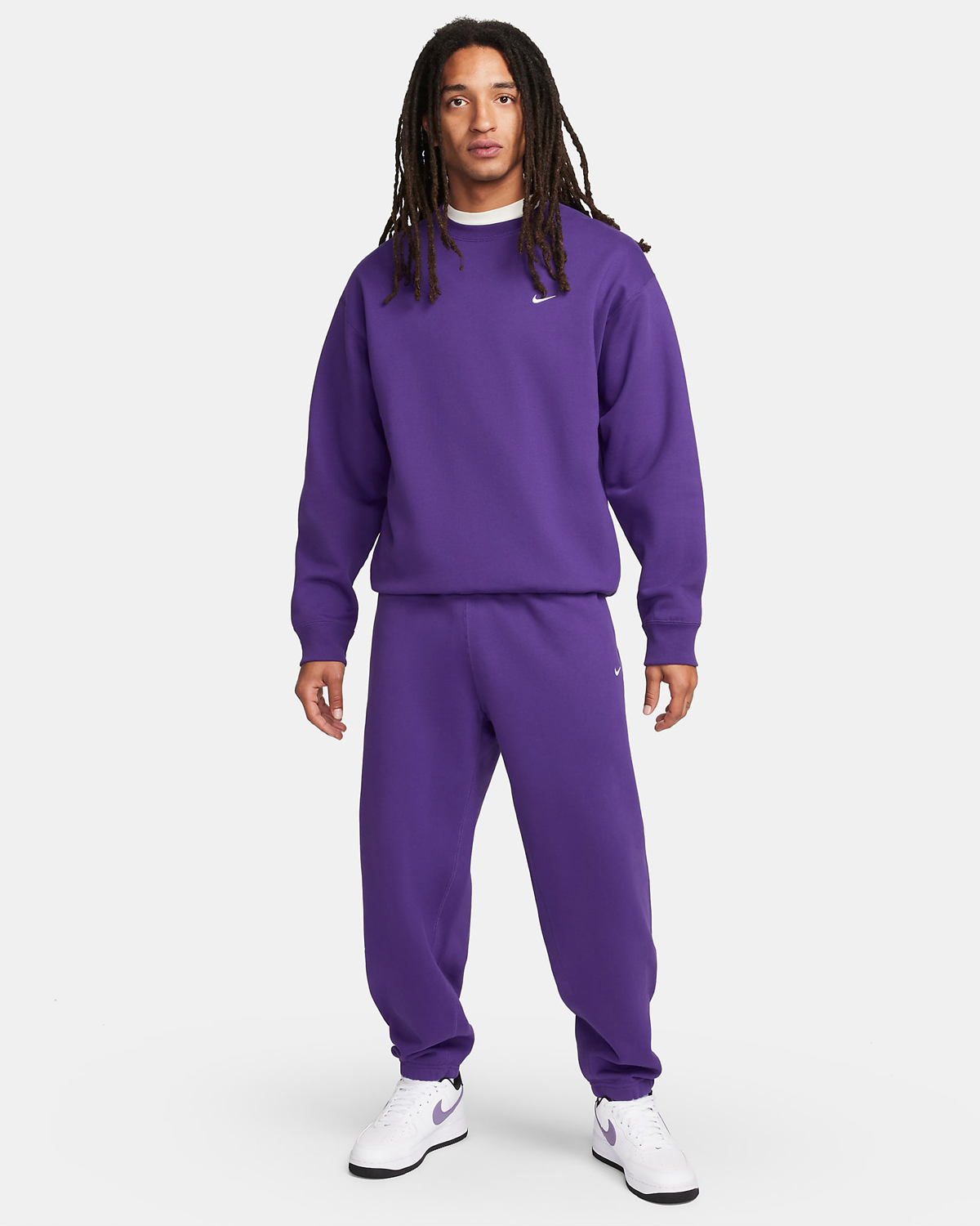 Nike Solo Swoosh Fleece Crew Sweatshirt Field Purple Outfit