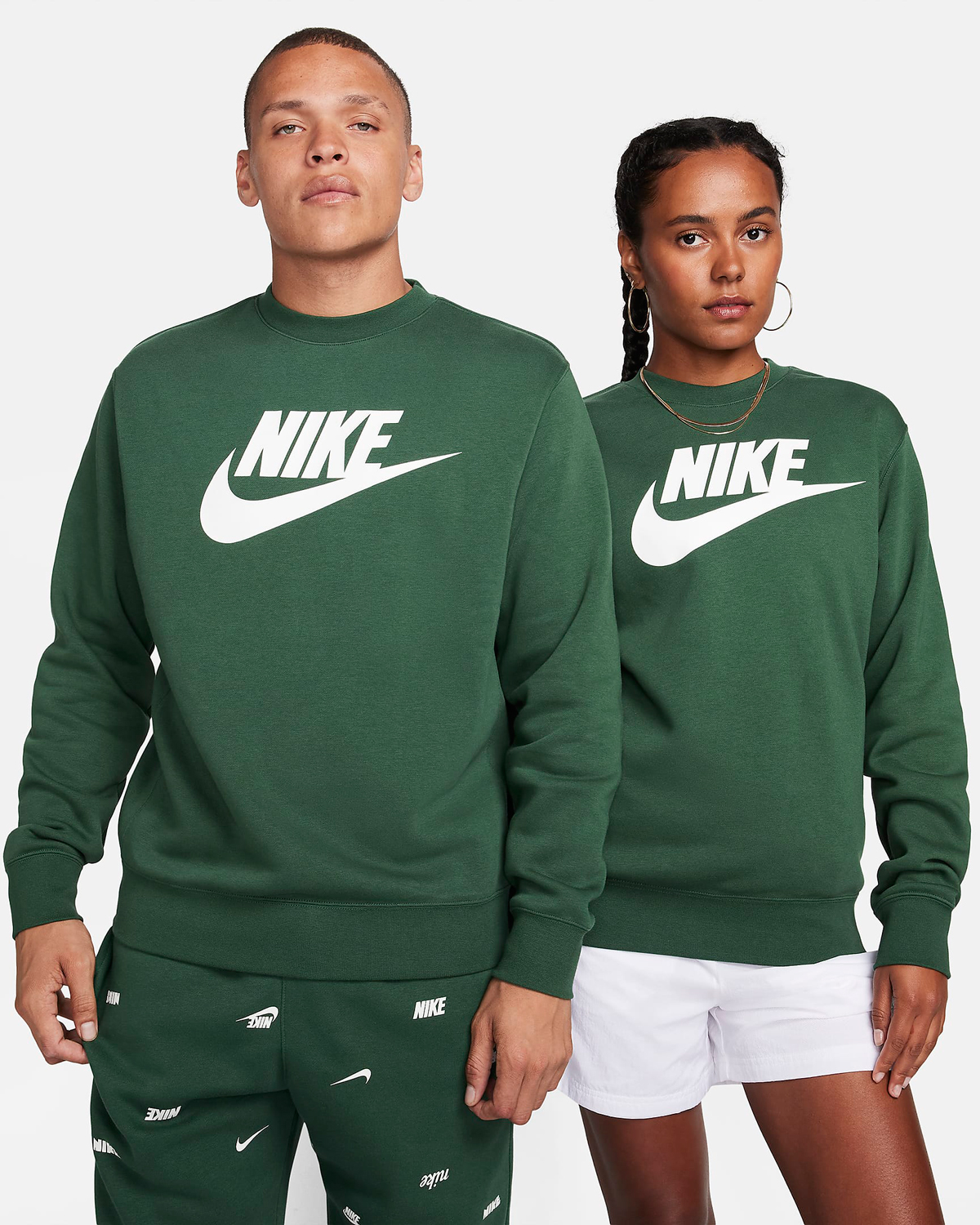 Nike Sportswear Club Fleece Graphic Crew Sweatshirt Fir Green