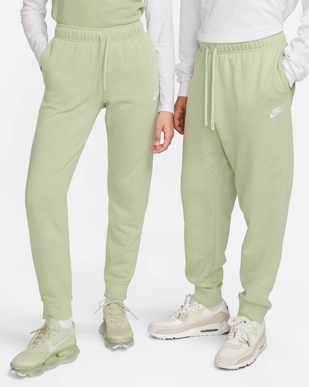 Nike-Sportswear-Club-Fleece-Joggers-Honeydew