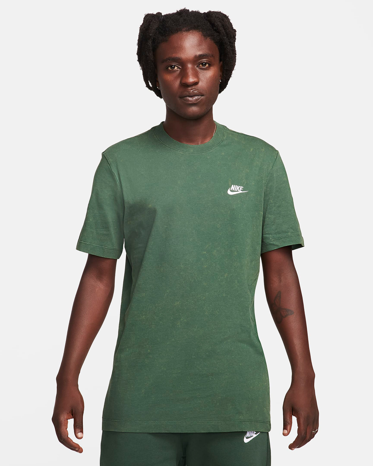 Nike-Sportswear-Club-Soft-Dye-Wash-T-Shirt-Fir-Green-1
