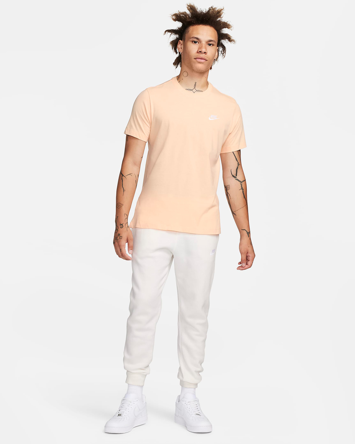 Nike-Sportswear-Club-T-Shirt-Ice-Peach-1