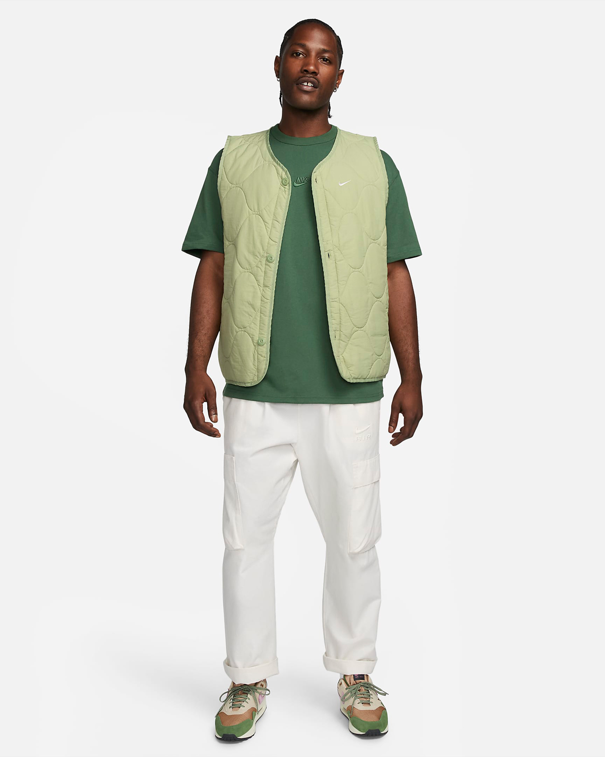 Nike-Sportswear-Premium-Essentials-T-Shirt-Fir-Green-Outfit
