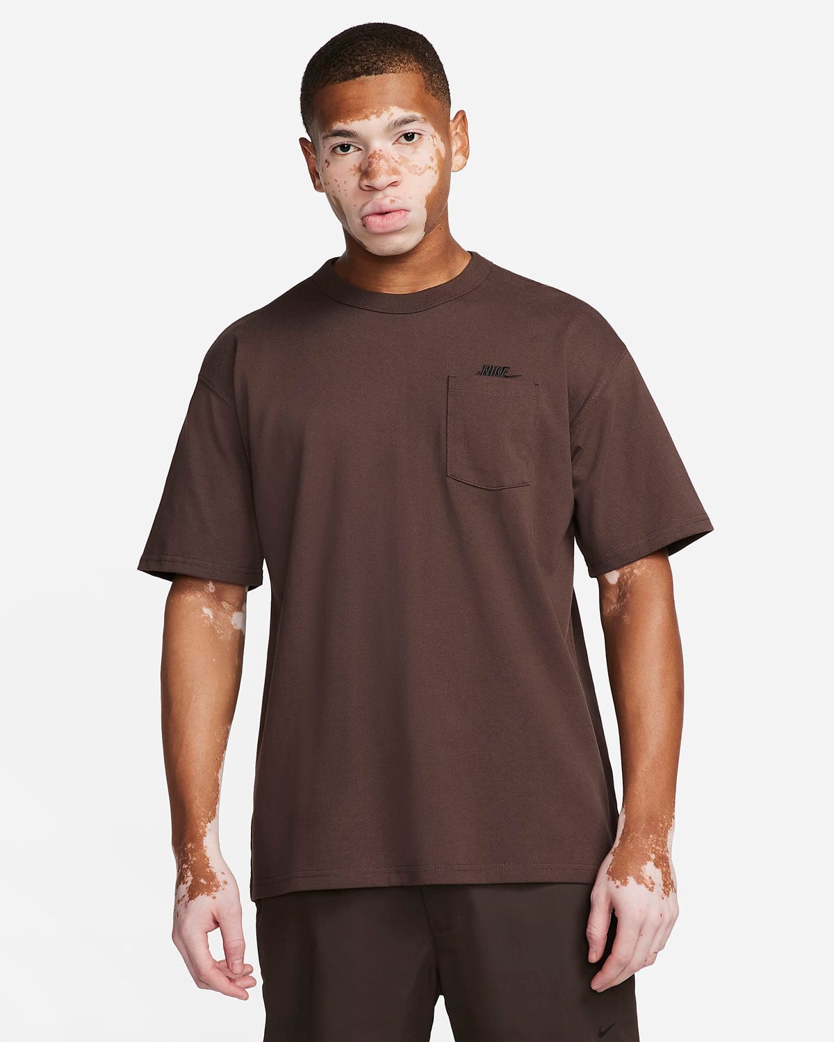Nike Sportswear Premium Pocket T Shirt Baroque Brown