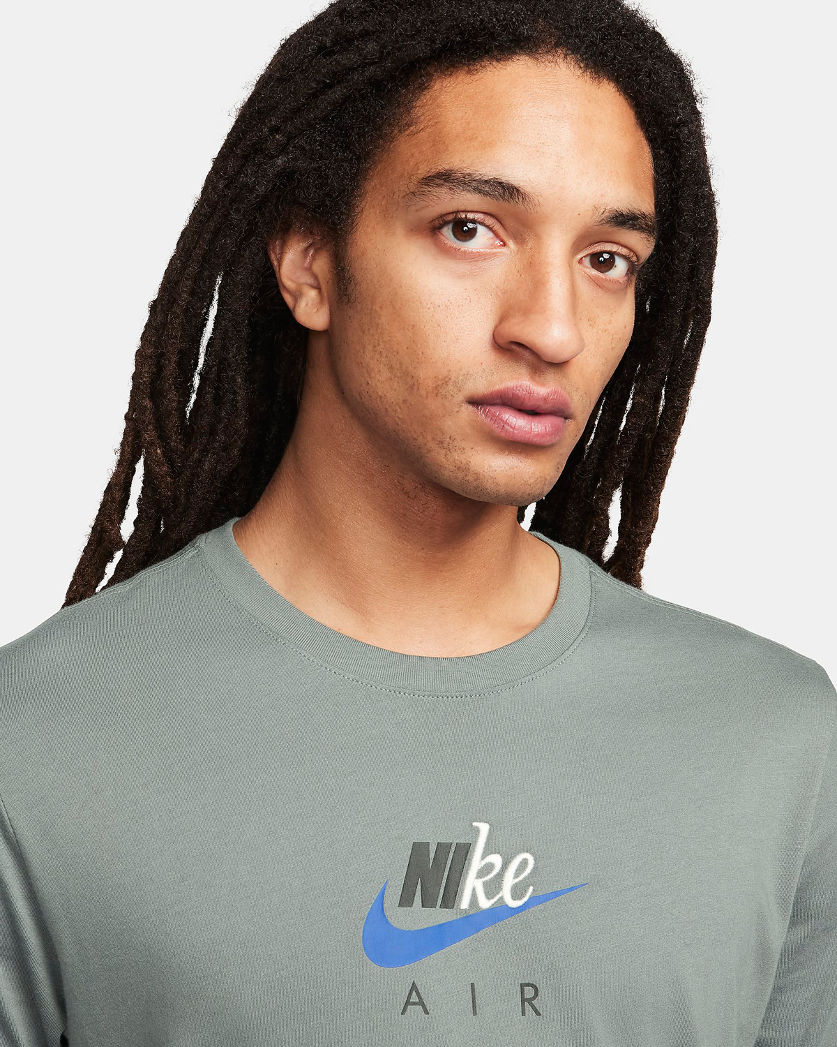 Nike-Sportswear-T-Shirt-Smoke-Grey-2